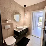 Isolated With A Swimming Pool Cove Tvrdni Dolac, Hvar - 6112 شقة Gdinj