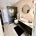 شقة Isolated With A Swimming Pool Cove Tvrdni Dolac, Hvar - 6112 Gdinj