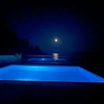 Isolated With A Swimming Pool Cove Tvrdni Dolac, Hvar - 6112 شقة *